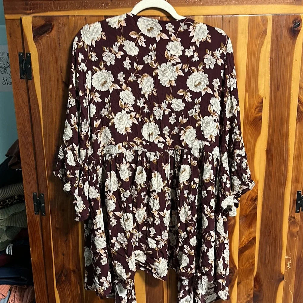 American Eagle Outfitters Floral Ruffle Bell Sleeve Open Front Kimono Cardigan - Picture 6 of 6